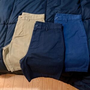 Old Navy Men's Shorts - Tan, Navy, Black